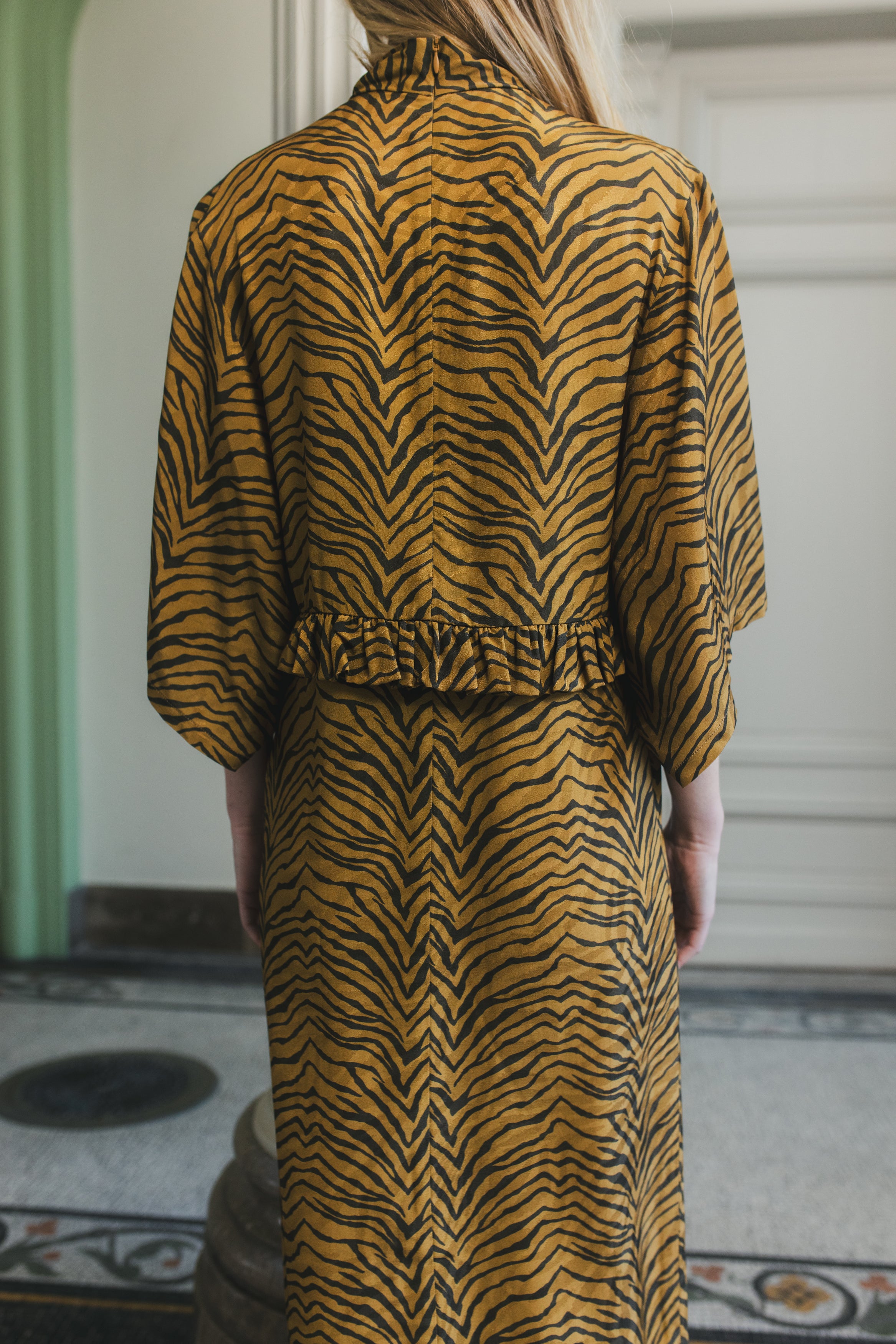 Robe Nina Tigre