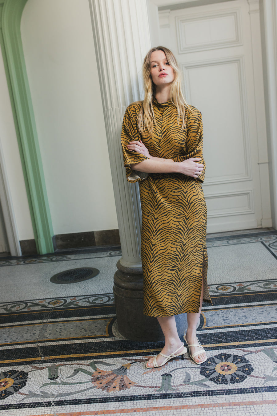 Robe Nina Tigre