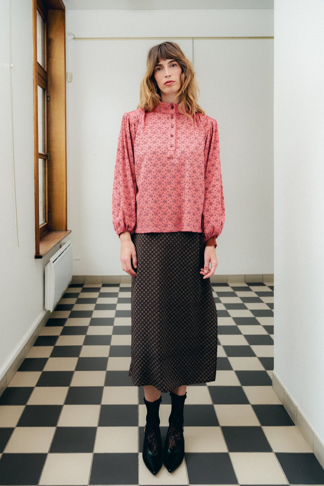 Robe Madonna Cravate