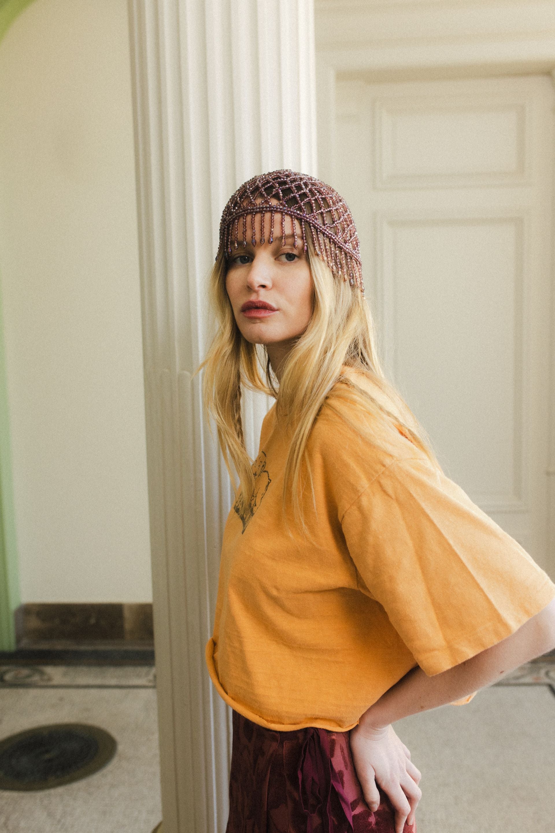 Bonnet de perles vieux rose