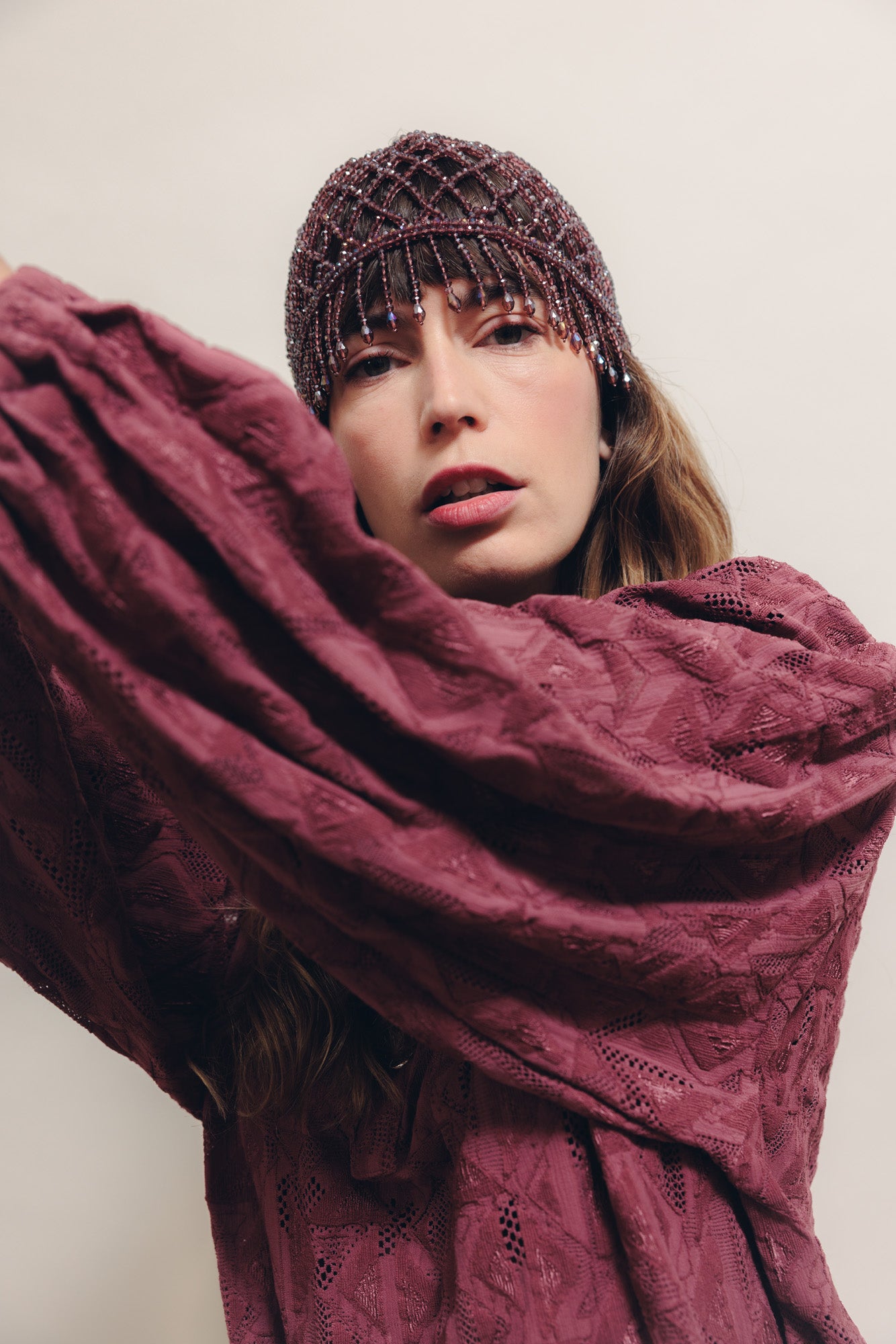 Bonnet de perles vieux rose